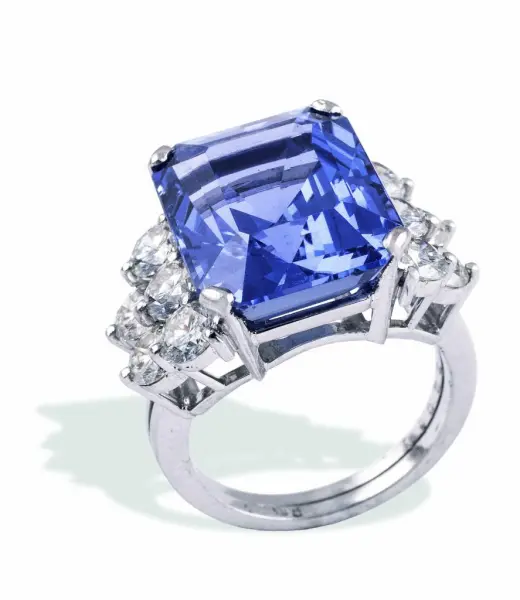 Zafiros, la piedra preciosa que está de moda