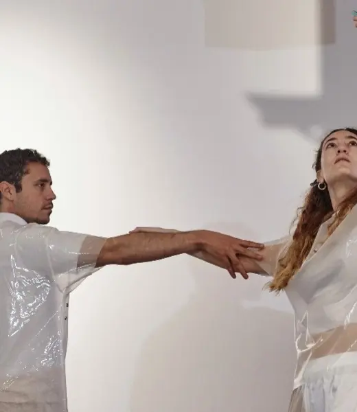 Hipervigilancia, cultura virtual y objetos fuera de contexto: charlamos con cuatro de los artistas de Generación 2020