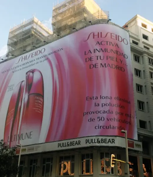 Las lonas publicitarias que eliminan la contaminación