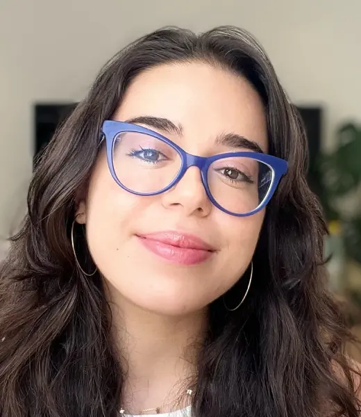 Alejandra Sevilla gana el XVII Premio de Poesía Joven RNE-Fundación Montemadrid con 'A vista de niña pájaro'